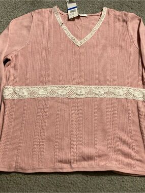Pink V-Neck Knit Top with Lace Trim  XL